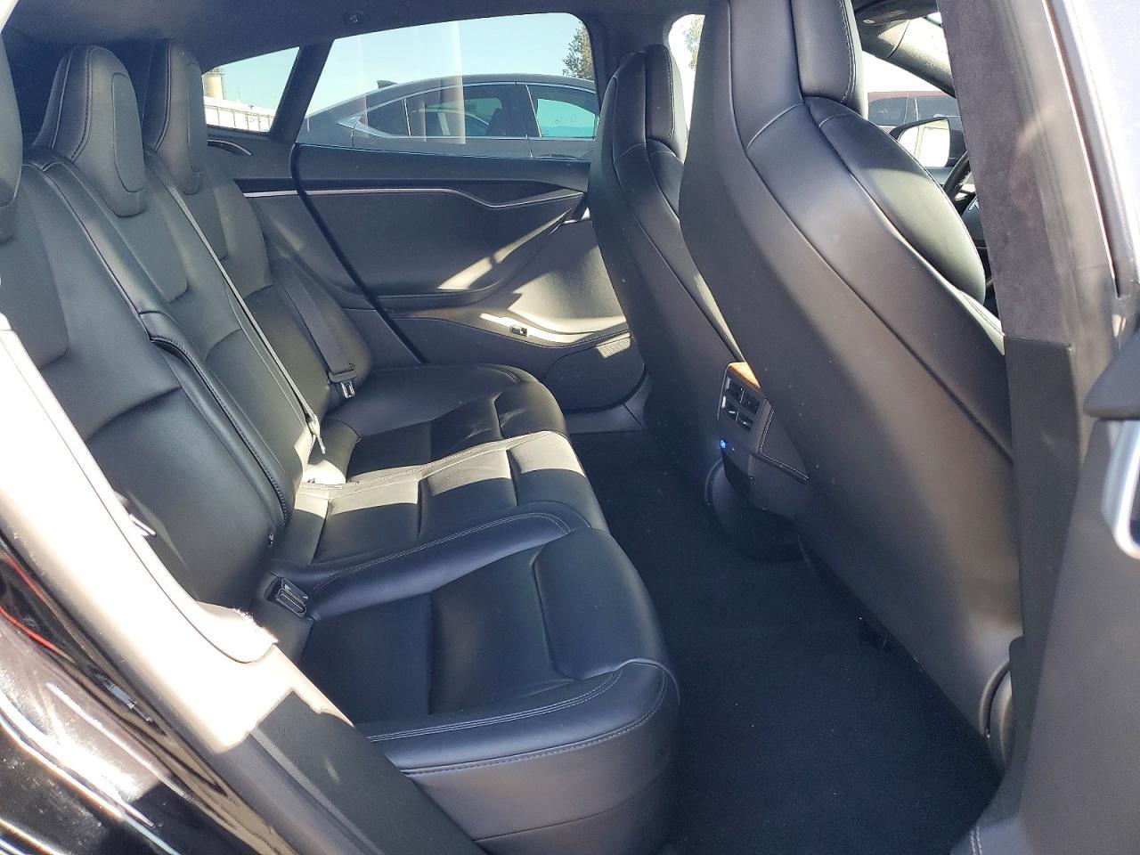 2018 Tesla Model S - zdjęcie 10