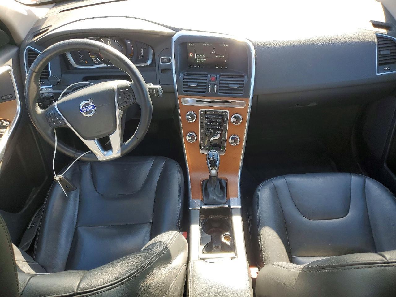 2017 Volvo Xc60 T5 Inscription - zdjęcie 8