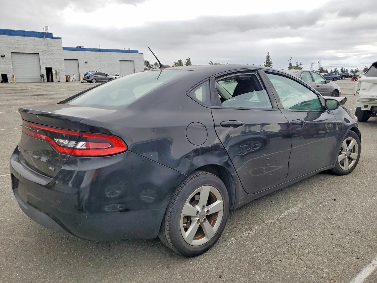 2016 Dodge Dart Sxt - zdjęcie 3