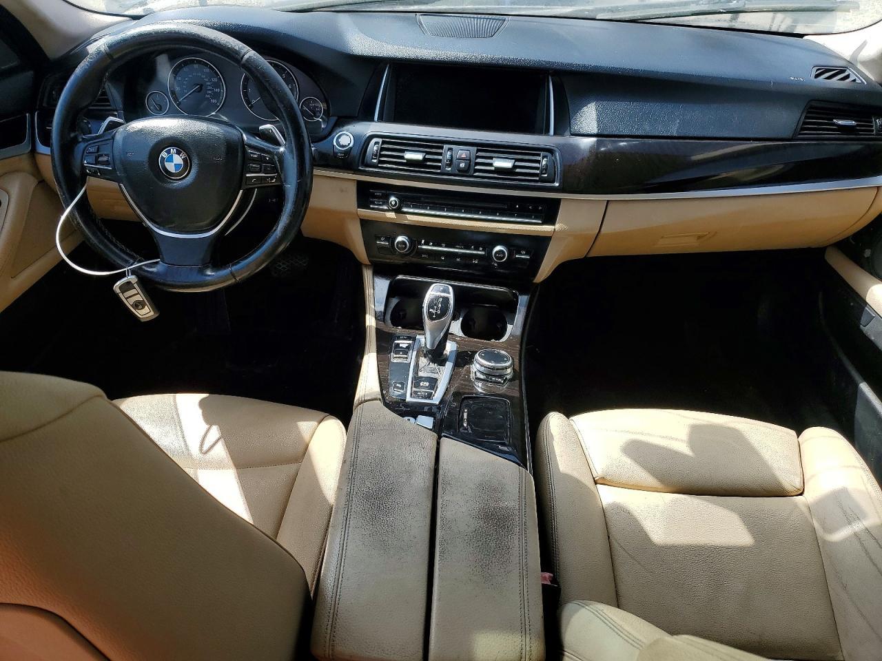 2016 BMW 528 I - zdjęcie 8