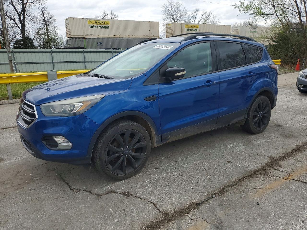 2017 Ford Escape Titanium - zdjęcie główne