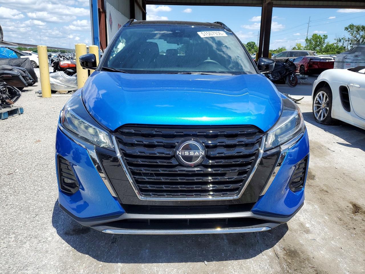 2023 Nissan Kicks Sr - zdjęcie 11