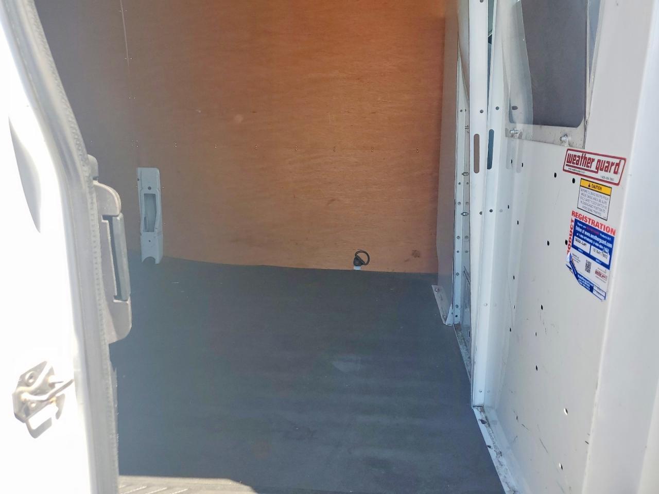 2015 Ford Transit T-150 - zdjęcie 11