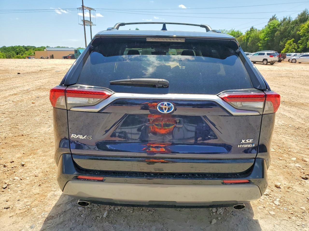 2021 Toyota Rav4 Xse - zdjęcie 6