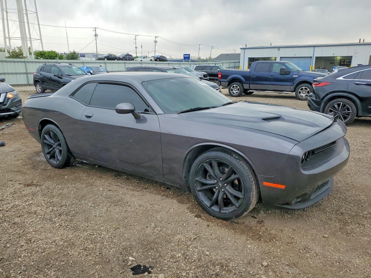 2018 Dodge Challenger Sxt - zdjęcie 4