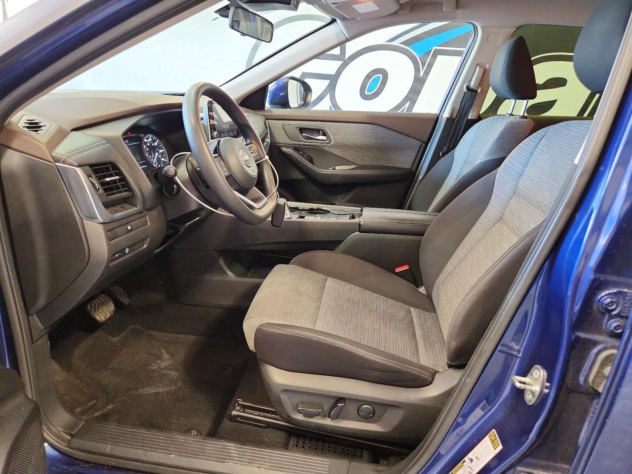 2023 Nissan Rogue Sv - zdjęcie 7