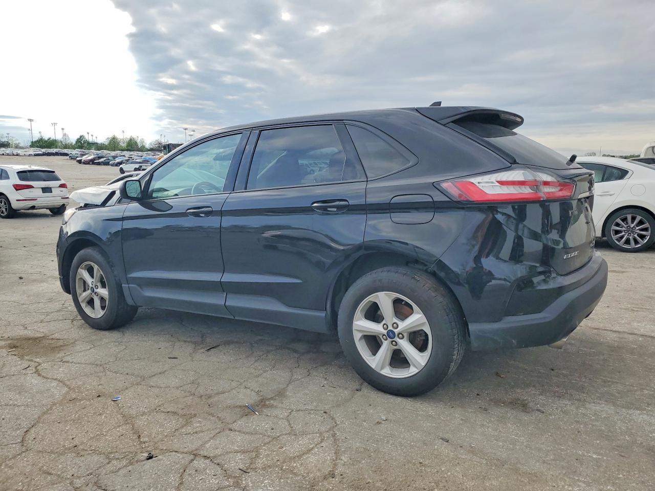 2020 Ford Edge Se - zdjęcie 2