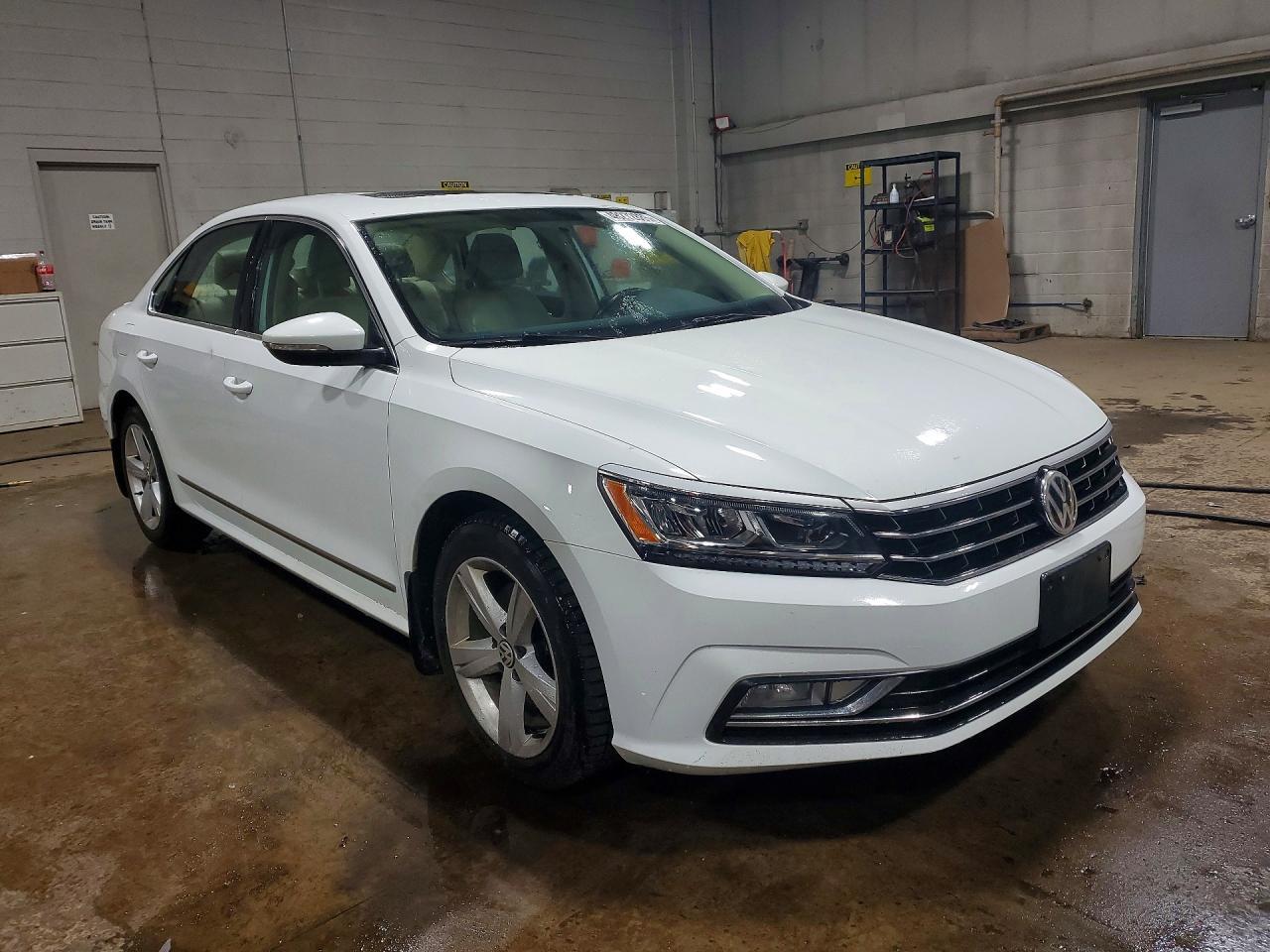 2016 Volkswagen Passat Se - zdjęcie 4