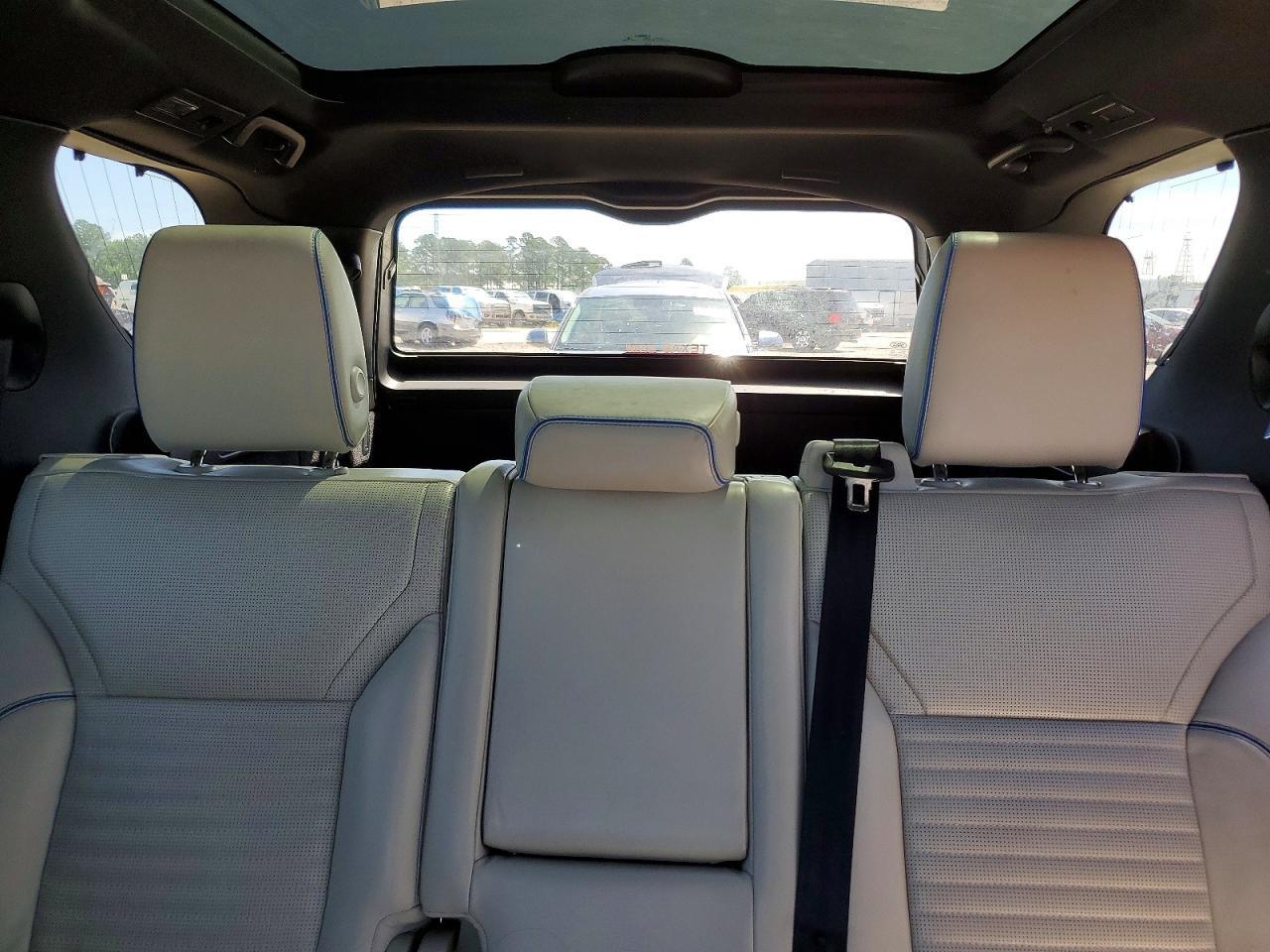 2017 Land Rover Discovery Hse - zdjęcie 10