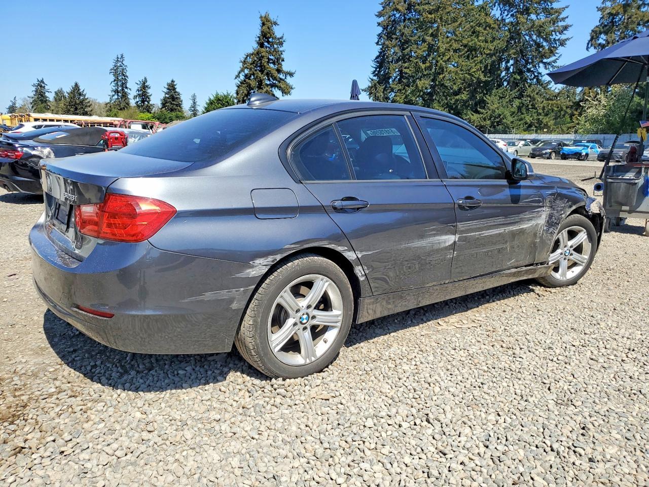 2013 BMW 328 Xi - zdjęcie 3
