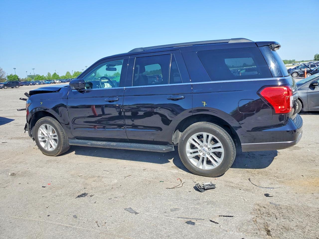 2024 Ford Expedition Xlt - zdjęcie 2