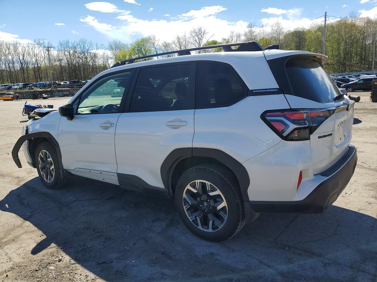 2025 Subaru Forester Premium - zdjęcie 2