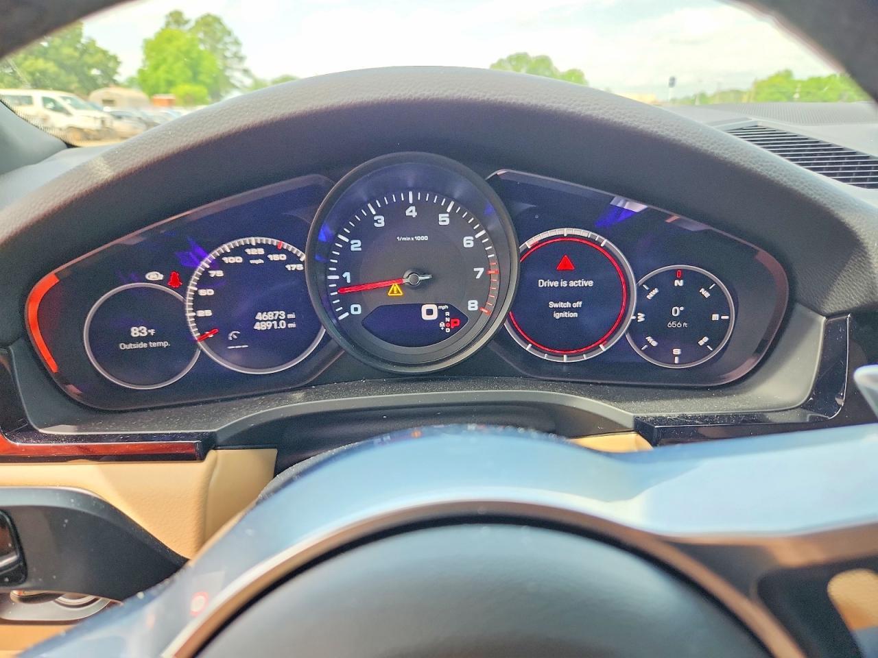2022 Porsche Cayenne - zdjęcie 9