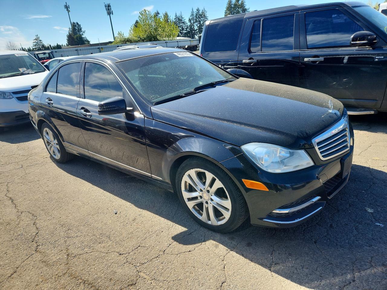 2013 Mercedes-Benz C 300 4Matic - zdjęcie 4