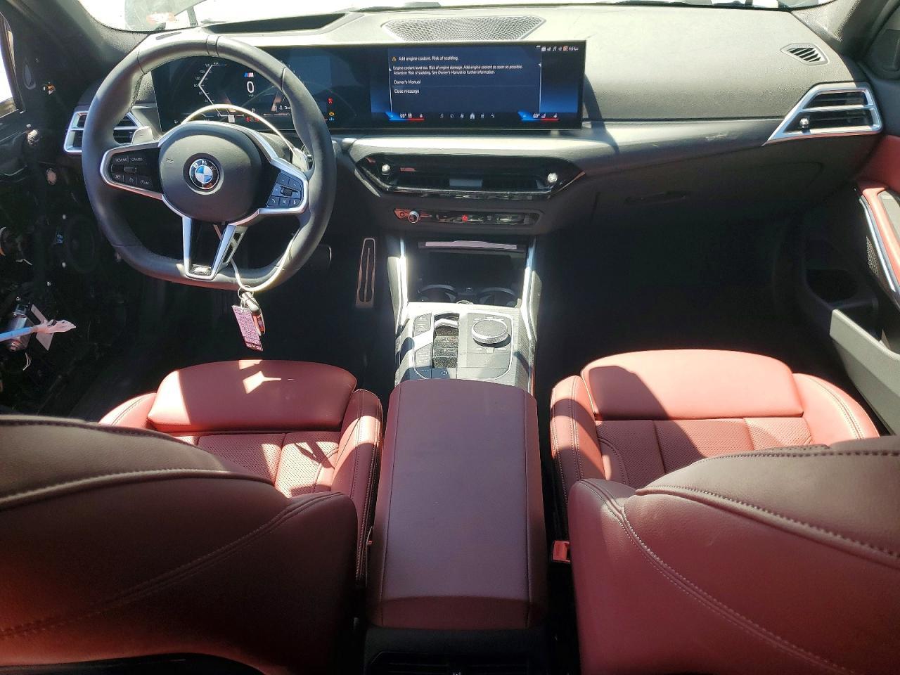 2025 BMW 330I - zdjęcie 8