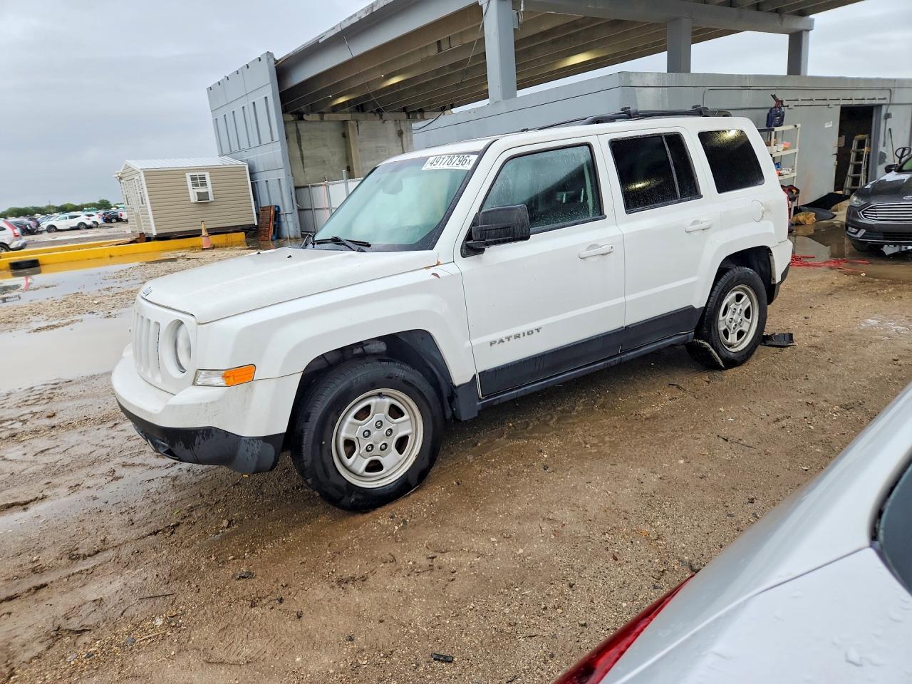 2016 Jeep Patriot Sport - zdjęcie główne