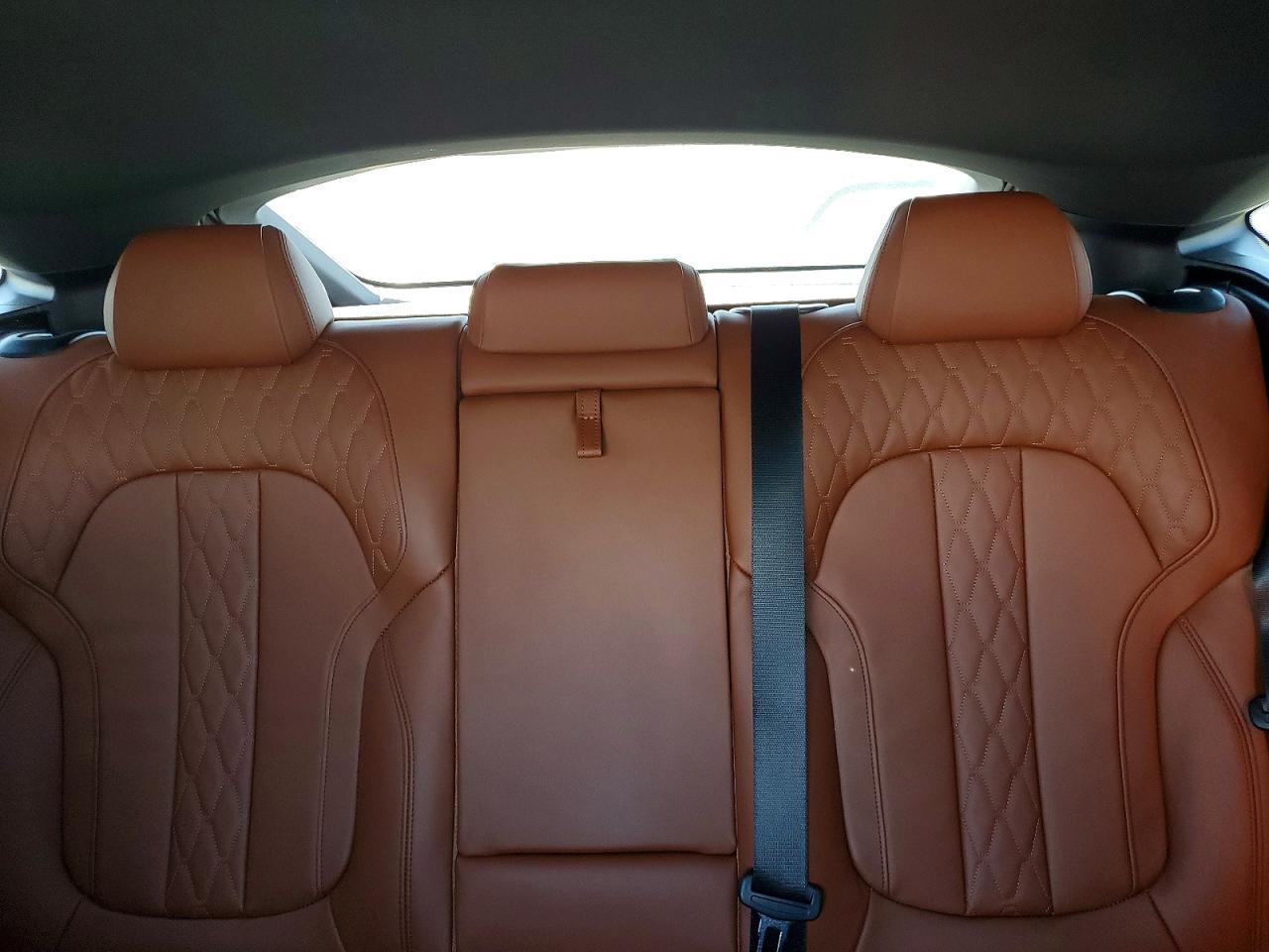 2026 BMW X6 M60I - zdjęcie 10