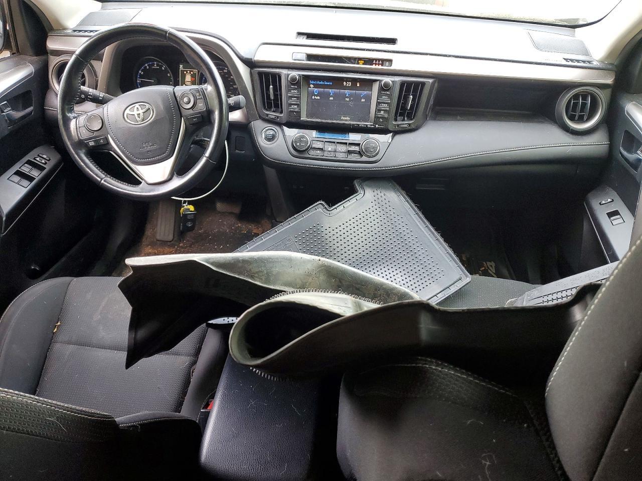 2017 Toyota Rav4 Xle - zdjęcie 8