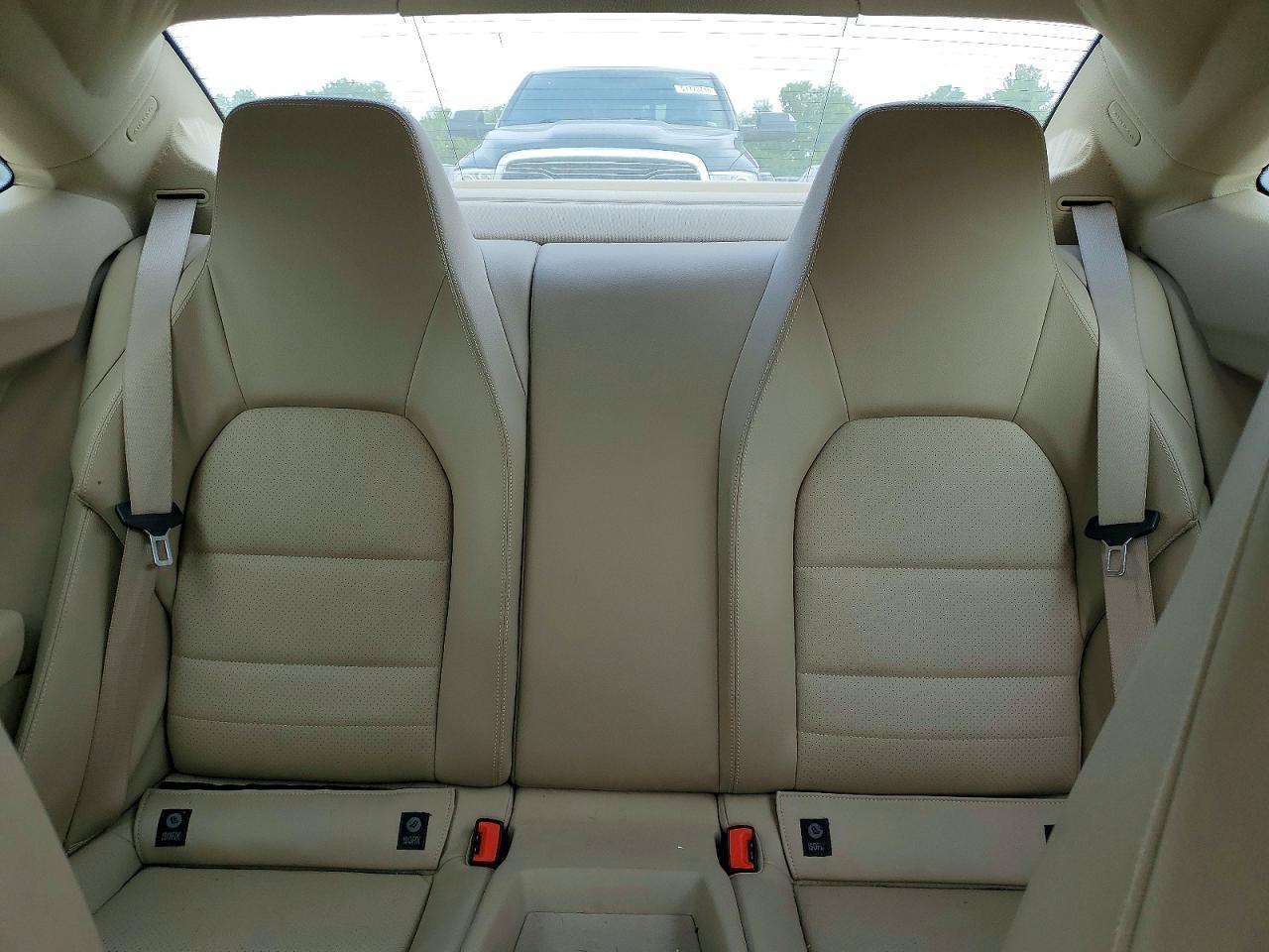 2014 Mercedes-Benz C 250 - zdjęcie 10