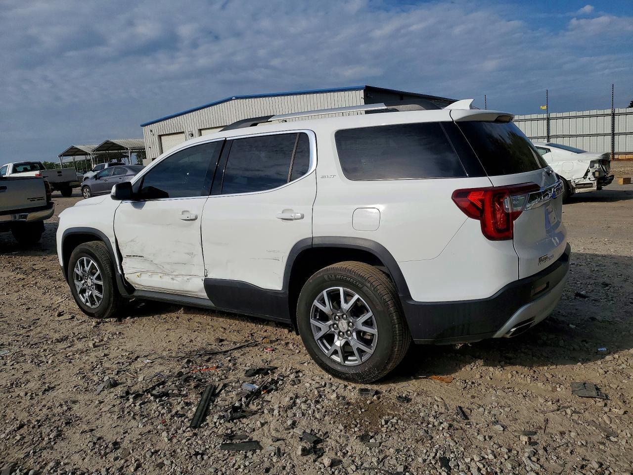 2020 GMC Acadia Slt - zdjęcie 2