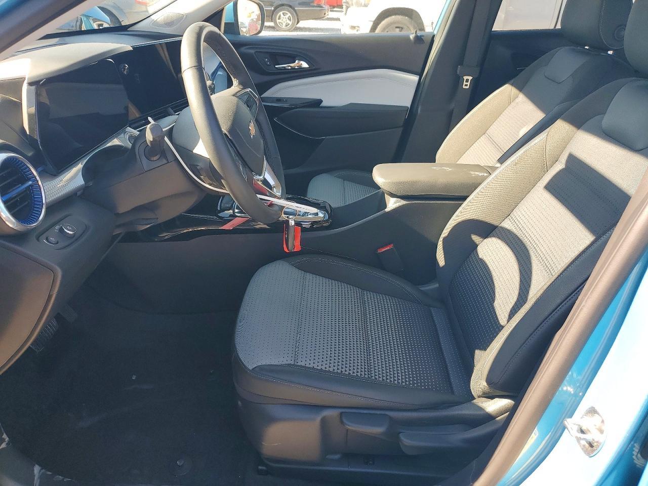2025 Chevrolet Trax 1Lt - zdjęcie 7
