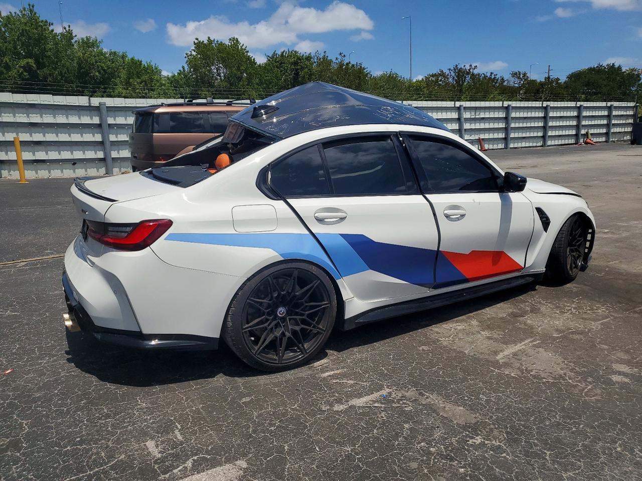 2022 BMW M3 - zdjęcie 3