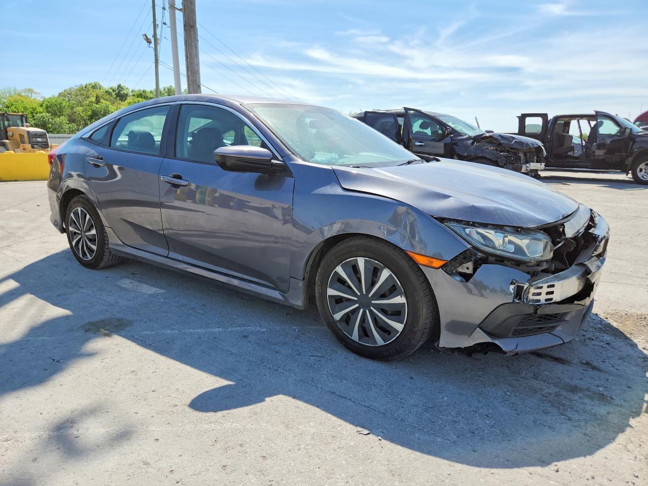 2017 Honda Civic Lx - zdjęcie 4