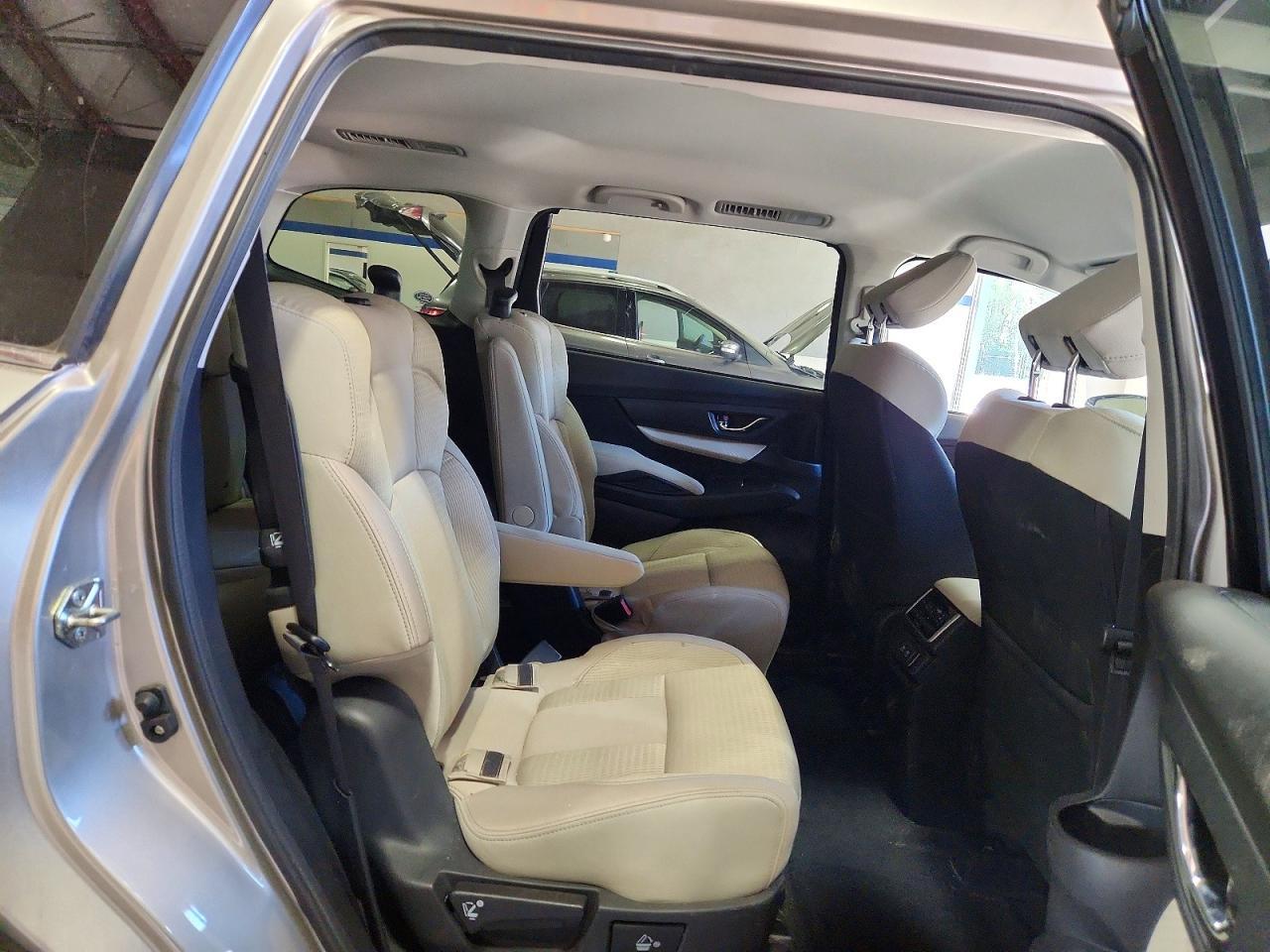2020 Subaru Ascent Premium - zdjęcie 11