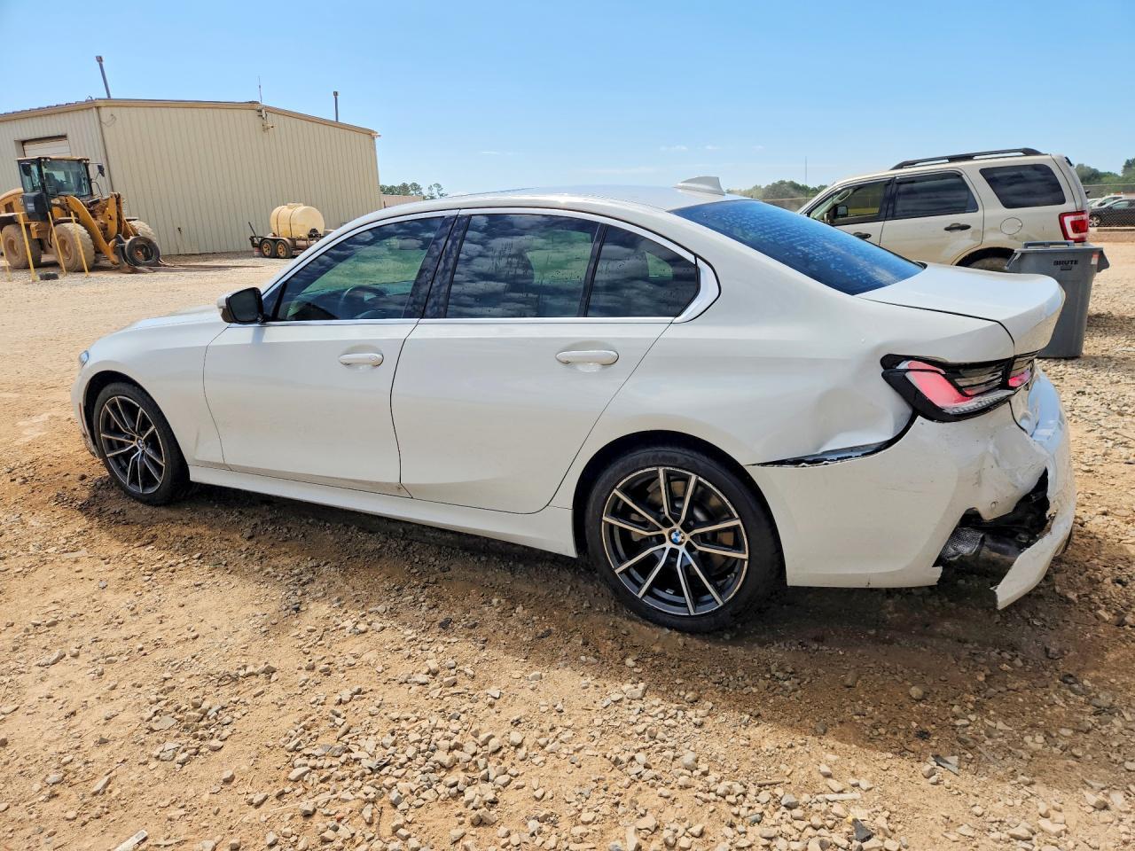 BMW Seria 3 - zdjęcie 2