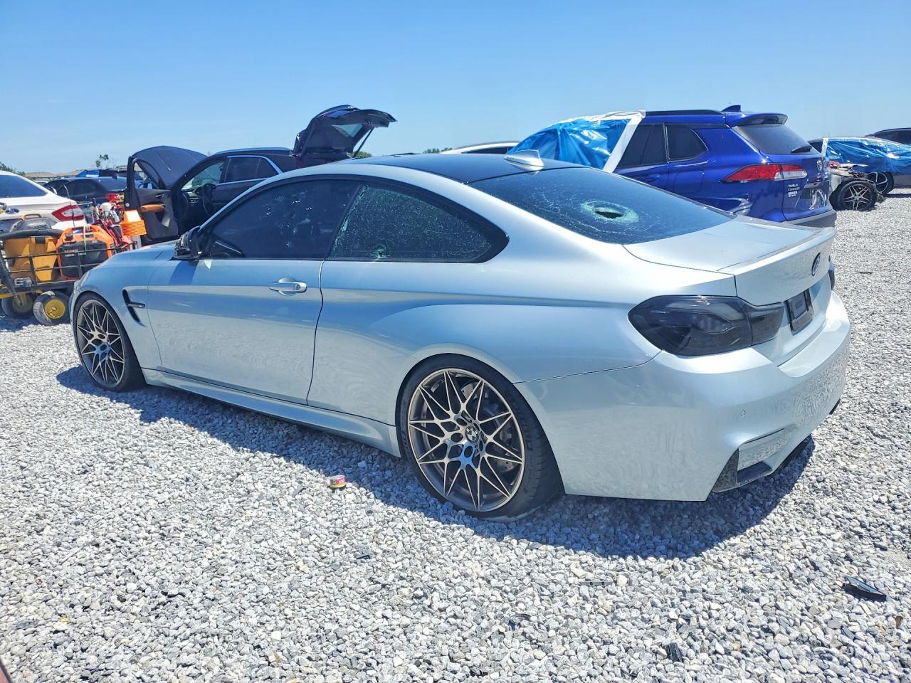 2017 BMW M4 - zdjęcie 2