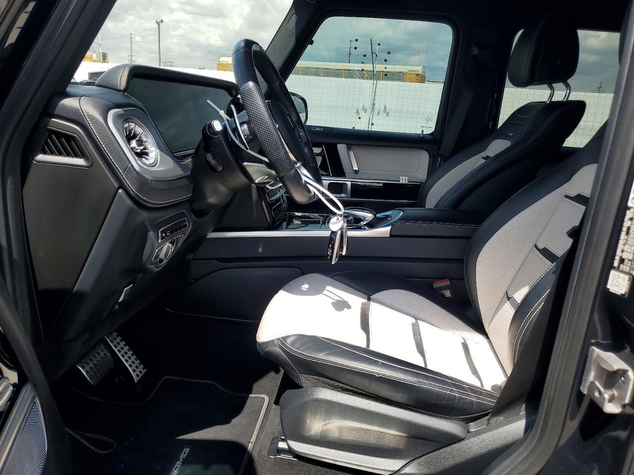 2023 Mercedes-Benz G 63 Amg - zdjęcie 7