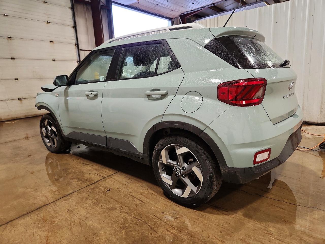 2025 Hyundai Venue Sel - zdjęcie 2