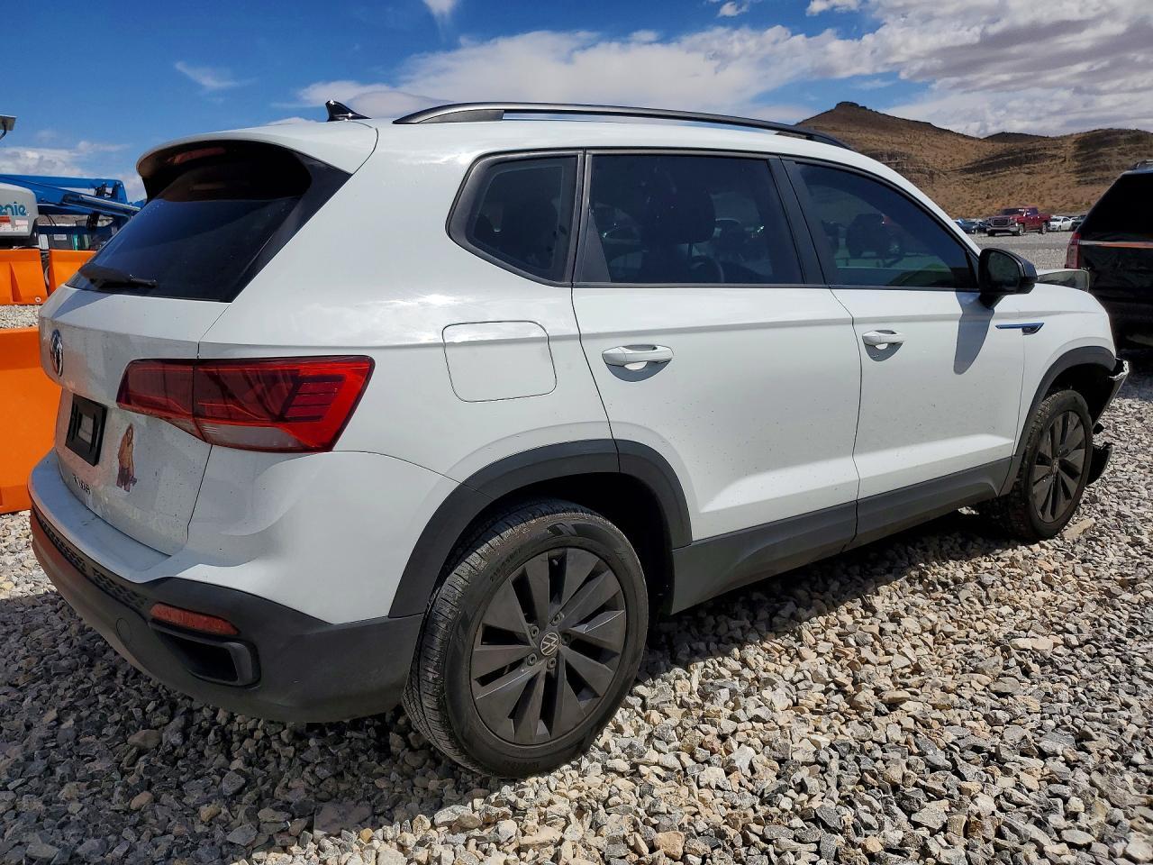 2022 Volkswagen Taos S - zdjęcie 3