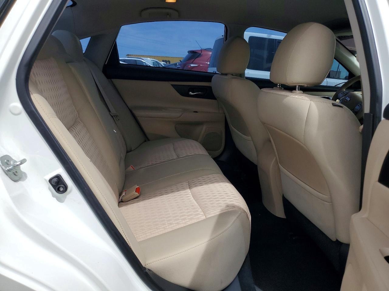 2016 Nissan Altima 2.5 S - zdjęcie 10