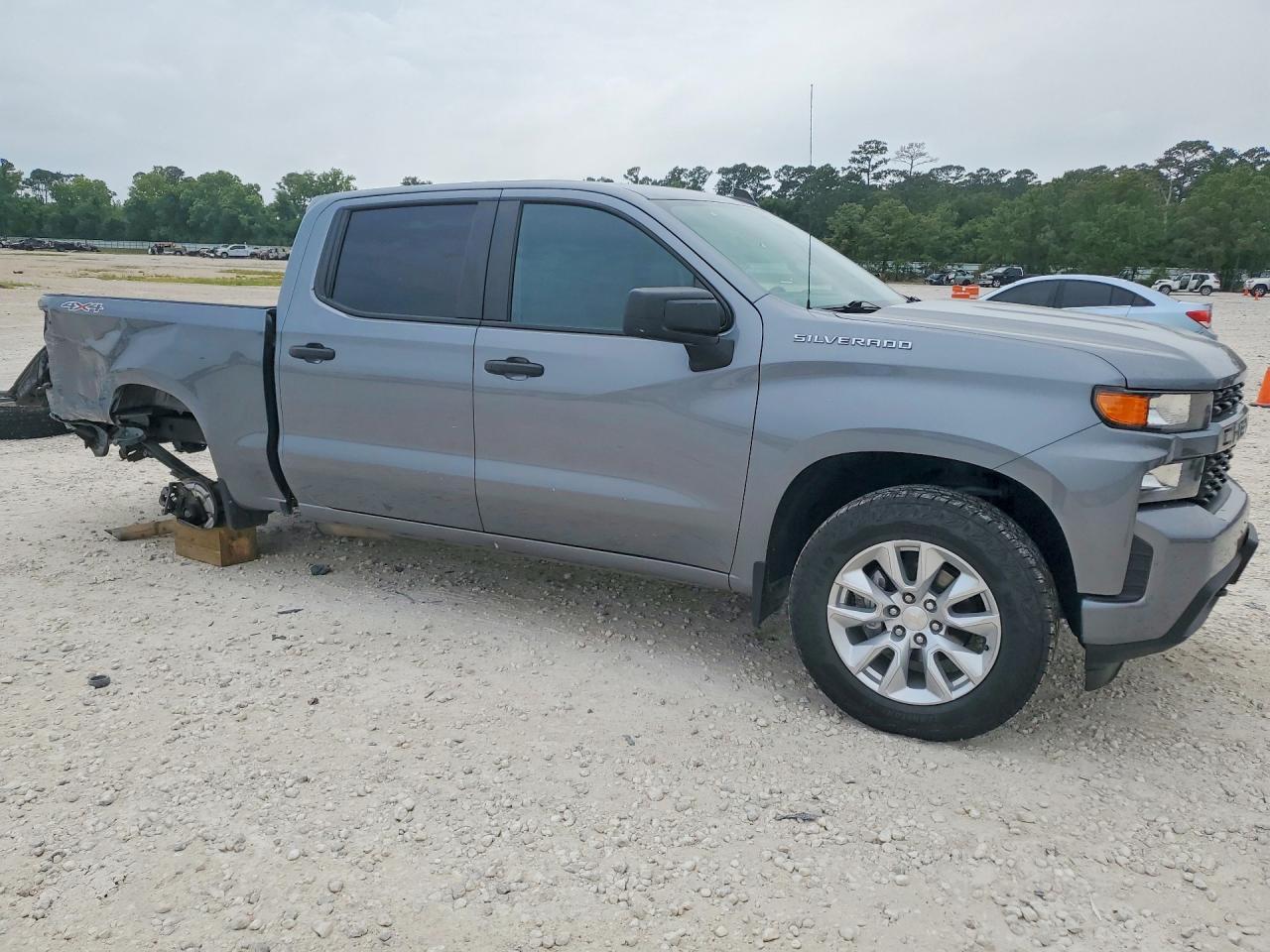 2022 Chevrolet Silverado Ltd K1500 Custom - zdjęcie 4