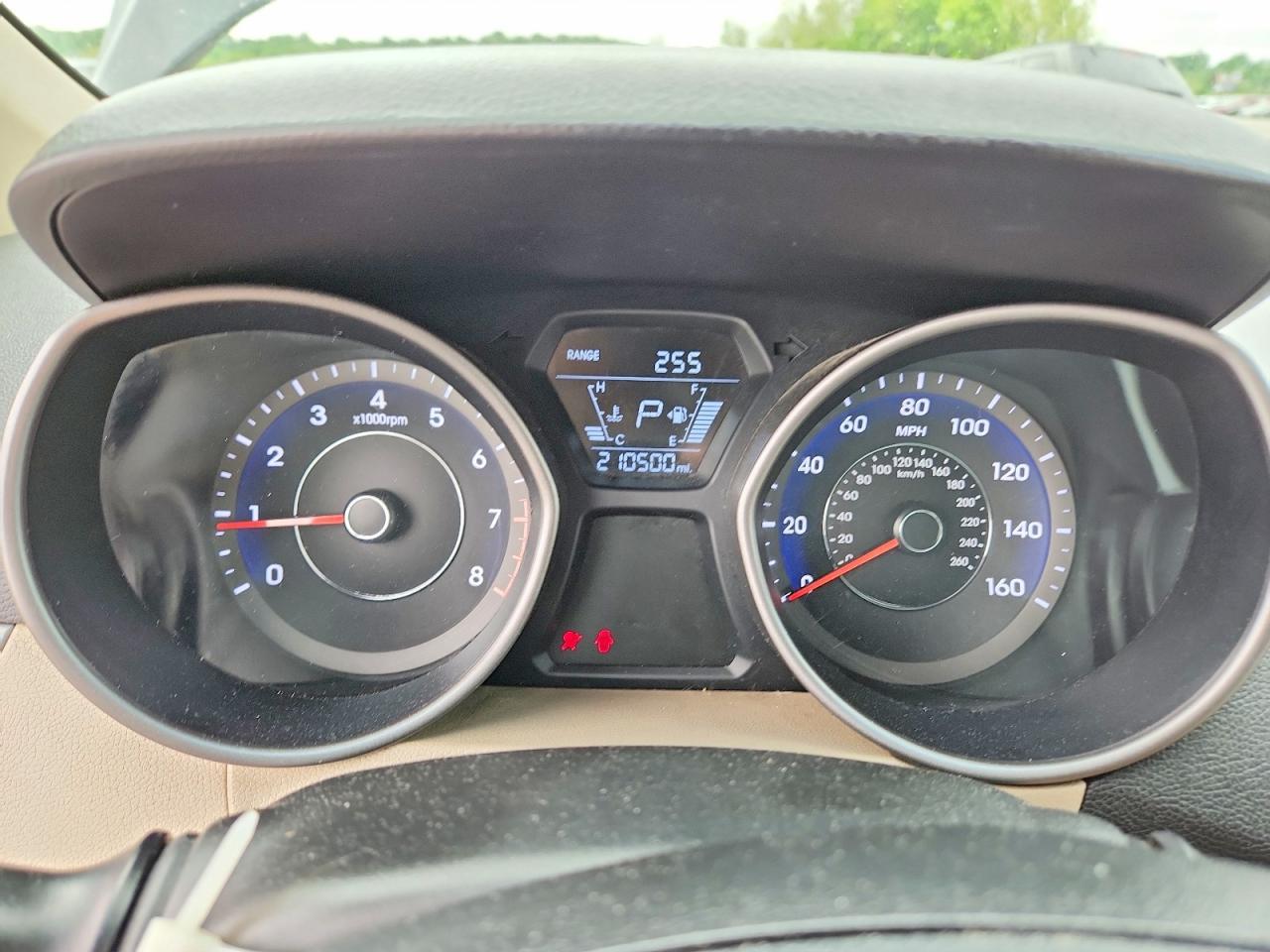 2014 Hyundai Elantra Limited - zdjęcie 9