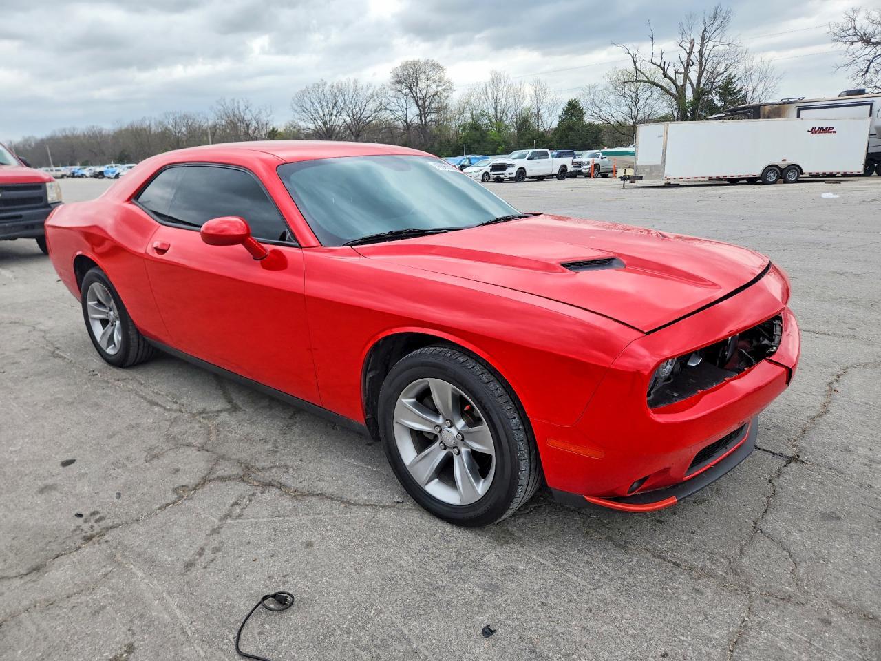 2016 Dodge Challenger Sxt - zdjęcie 4