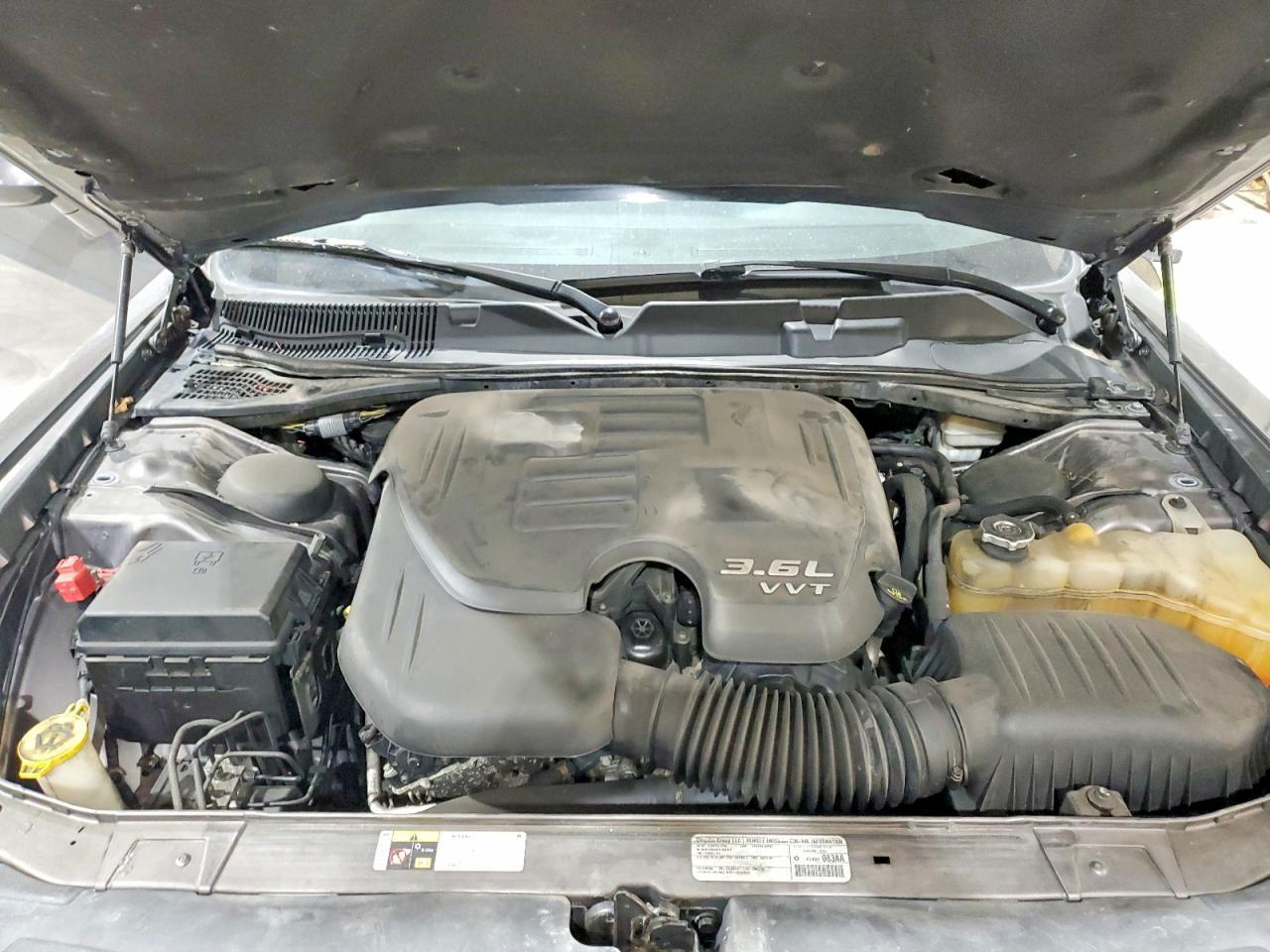 2014 Dodge Challenger Sxt - zdjęcie 11