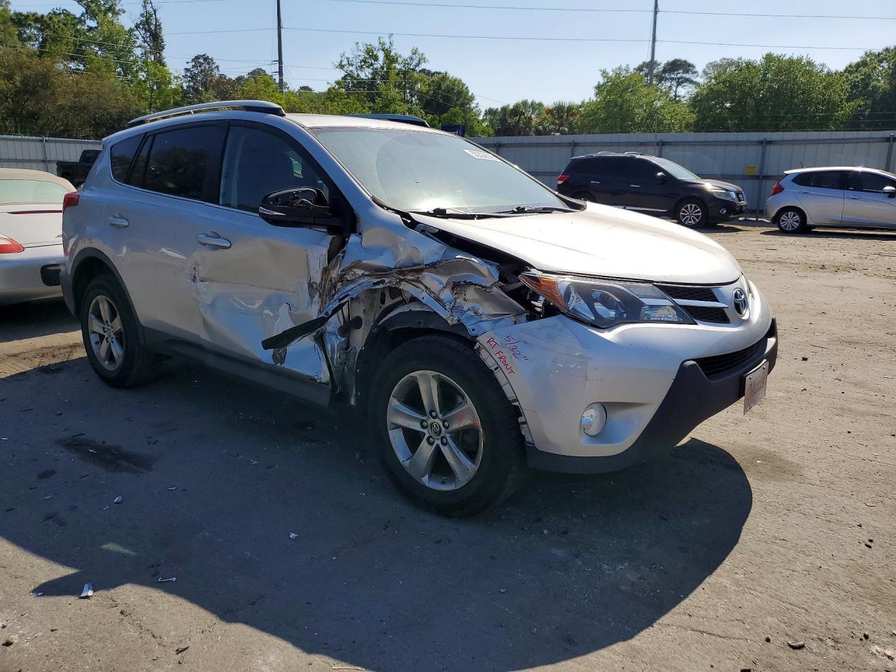 2015 Toyota Rav4 Xle - zdjęcie 4