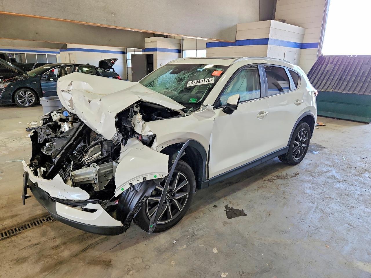 2018 Mazda Cx-5 Touring - zdjęcie główne