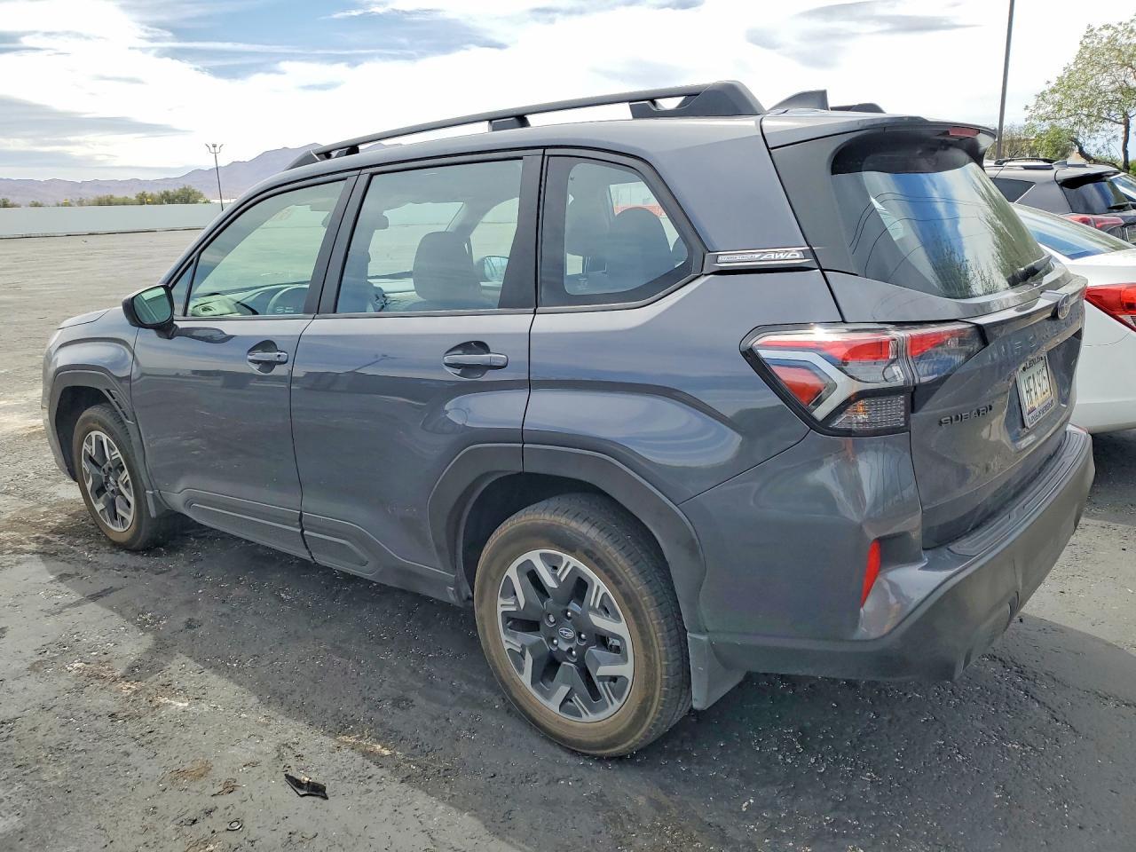 2025 Subaru Forester - zdjęcie 2