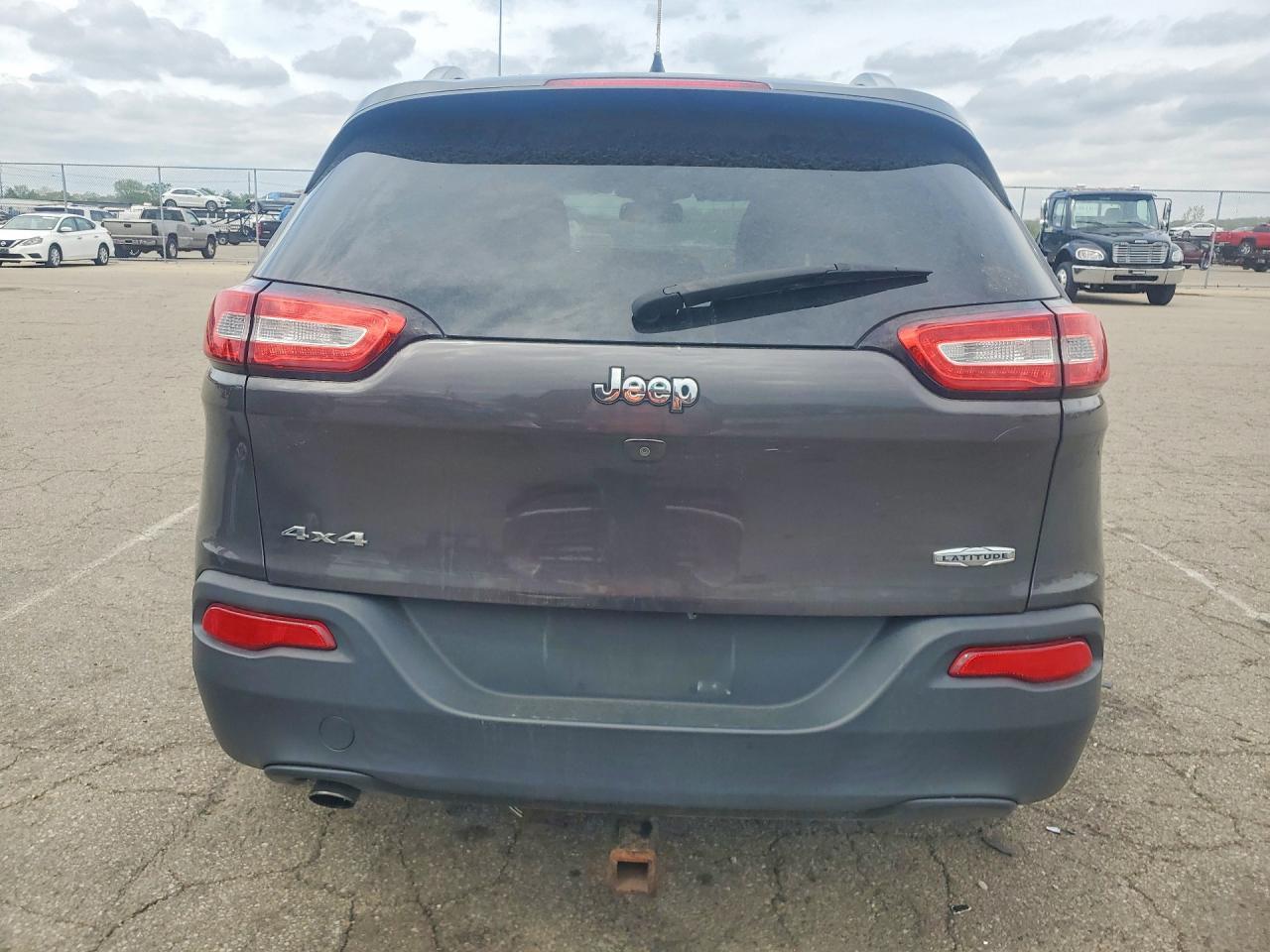 2015 Jeep Cherokee Latitude - zdjęcie 6