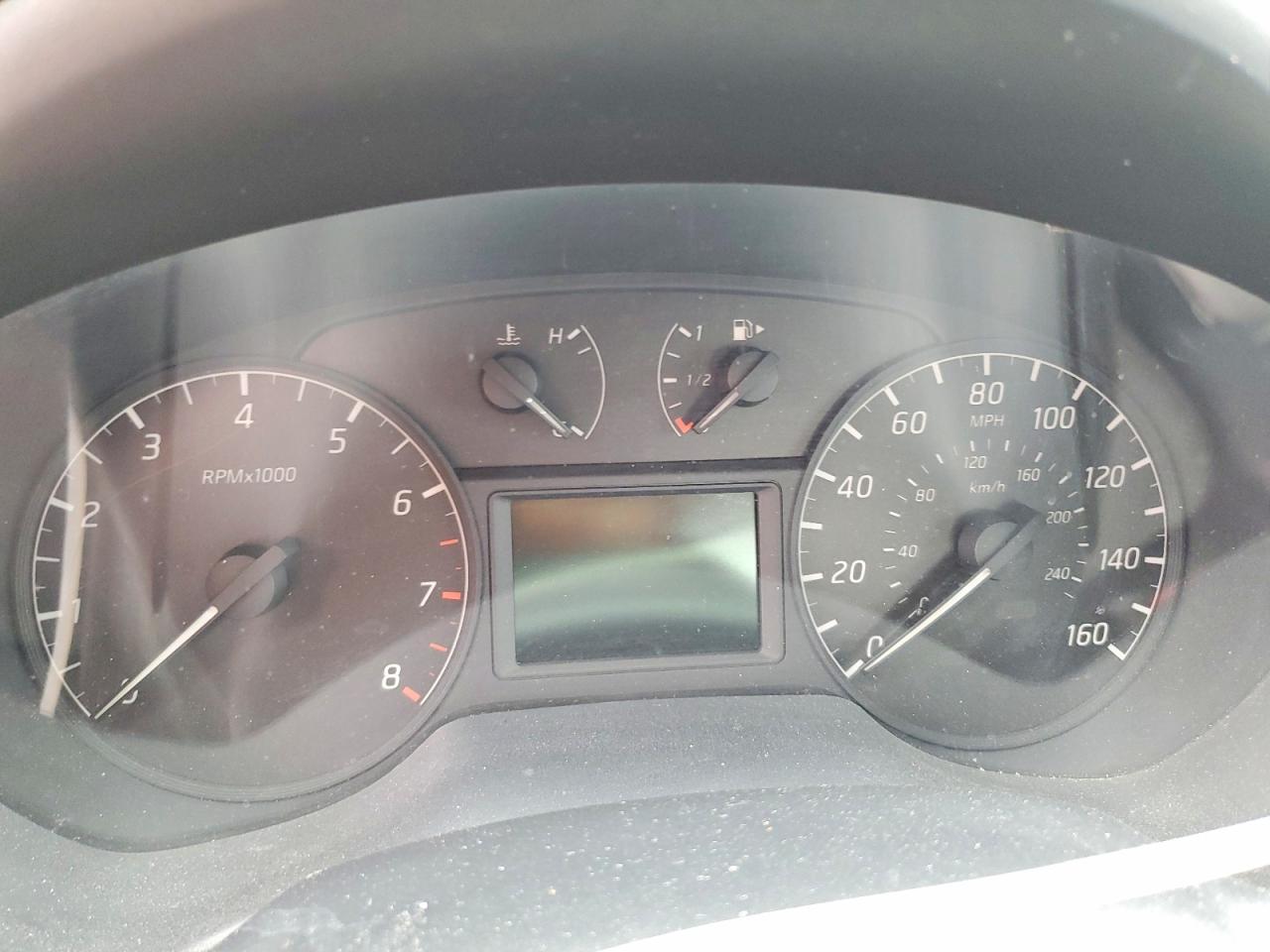 2013 Nissan Sentra - zdjęcie 9