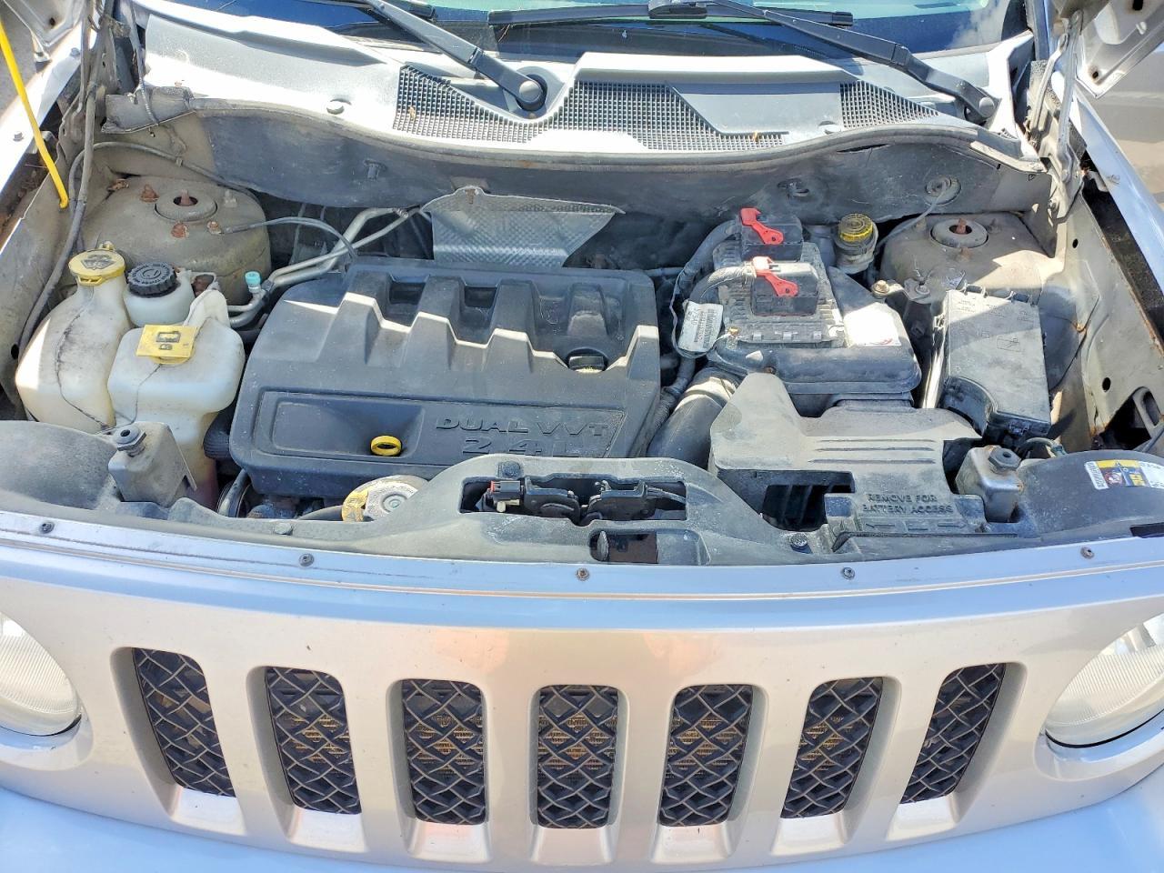 2016 Jeep Patriot - zdjęcie 11