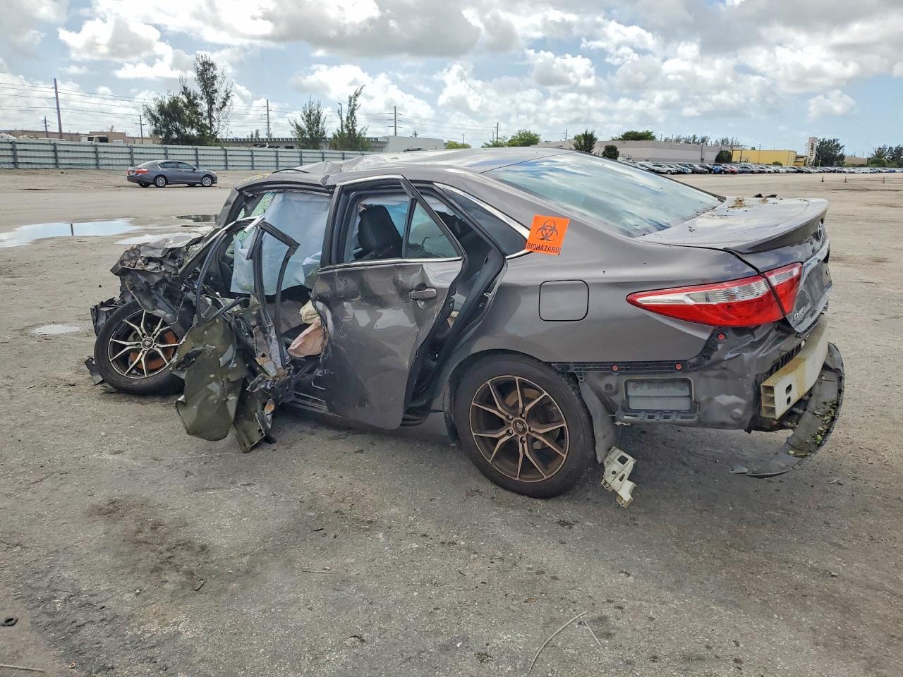 2017 Toyota Camry Se - zdjęcie 2