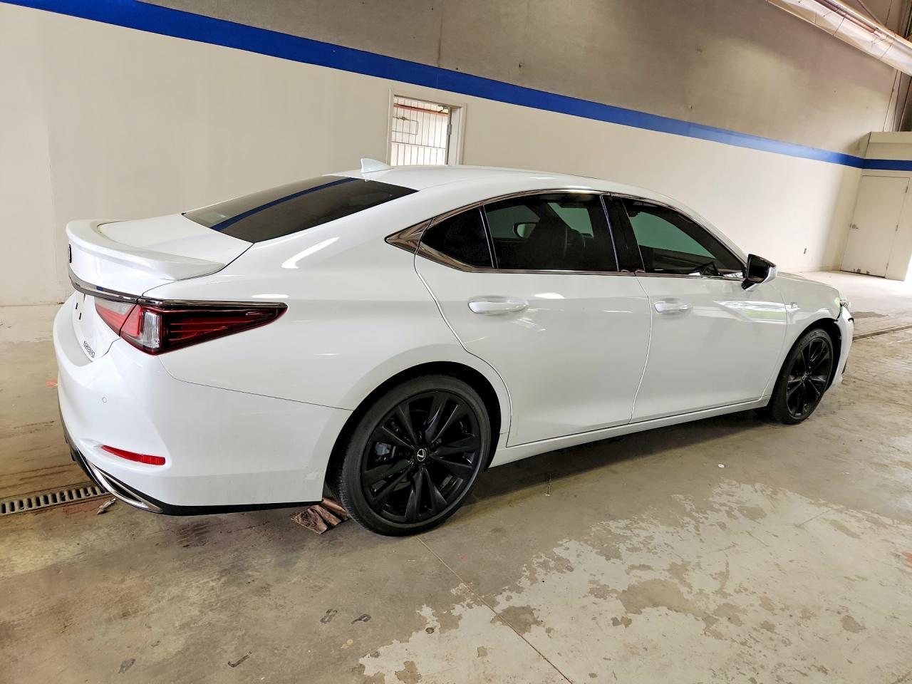 2022 Lexus Es 350 F Sport - zdjęcie 3