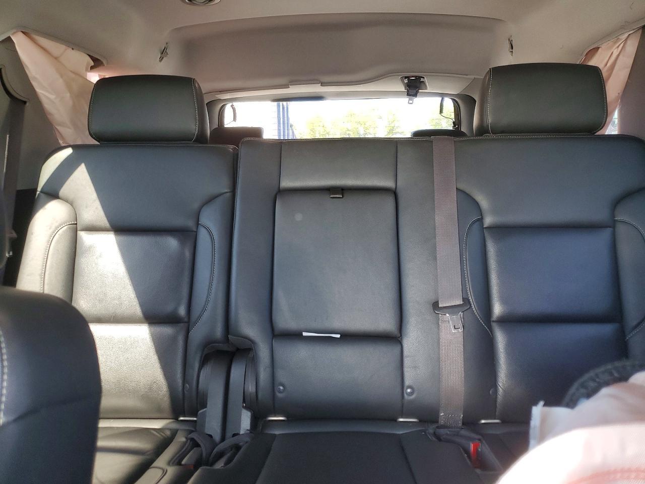 2017 Chevrolet Tahoe C1500 Lt - zdjęcie 10