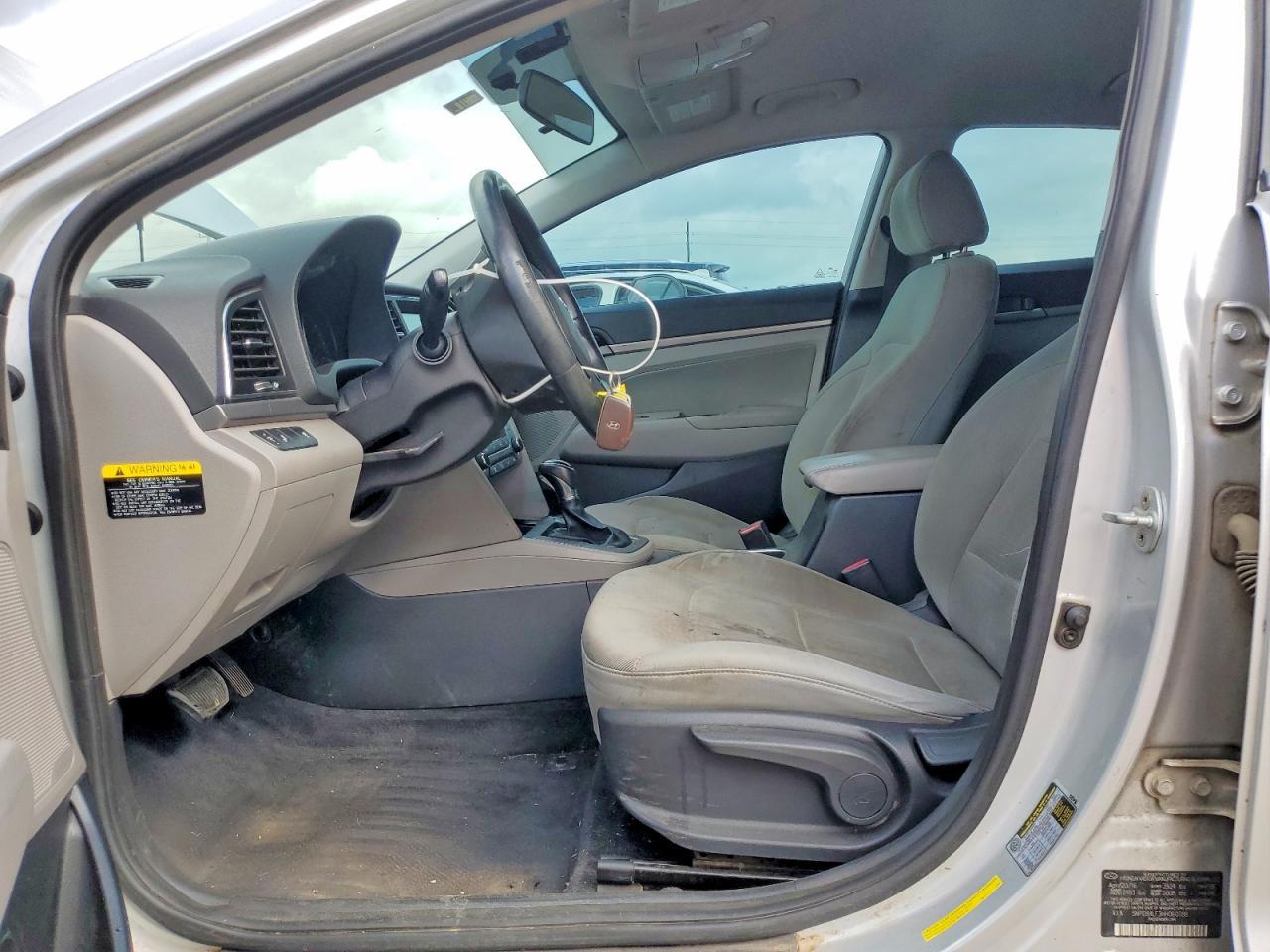 2017 Hyundai Elantra Se - zdjęcie 7