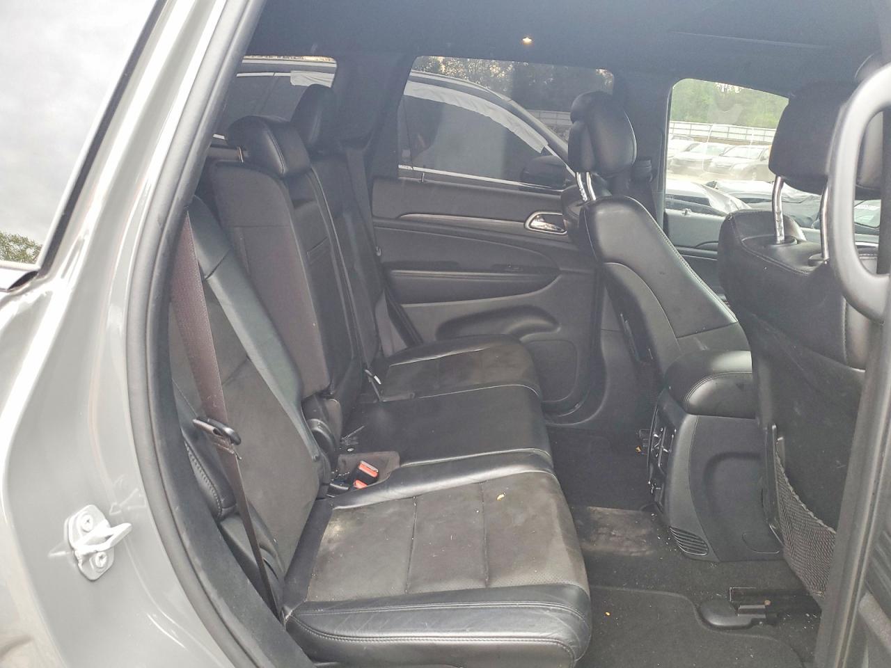 2019 Jeep Grand Cherokee Laredo - zdjęcie 10