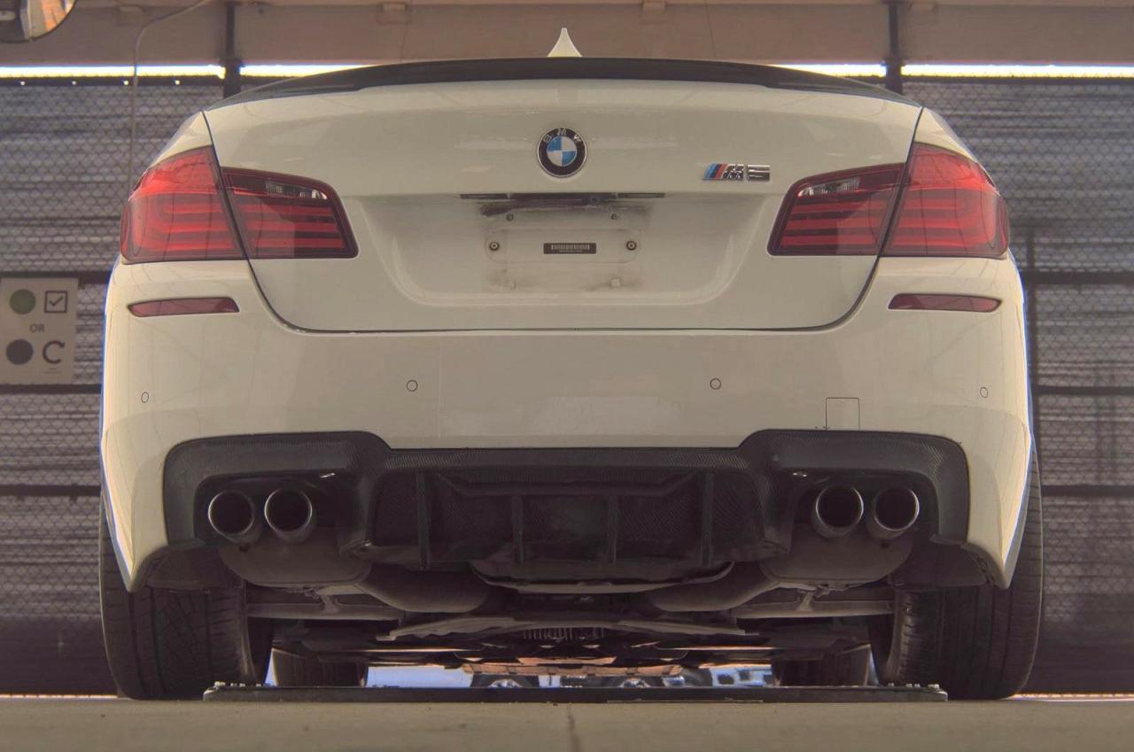 2013 BMW M5 - zdjęcie 14